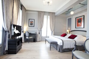 Suite Prestige | 高級寢具、迷你吧、客房內保險箱、書桌