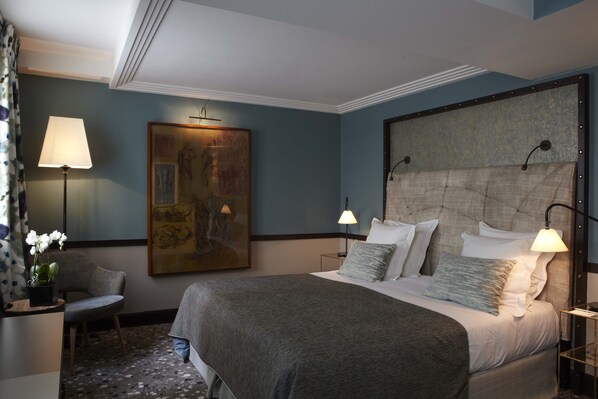 Executive Room, Ground Floor | 1 bedroom, premium bedding, minibar, in-room safe