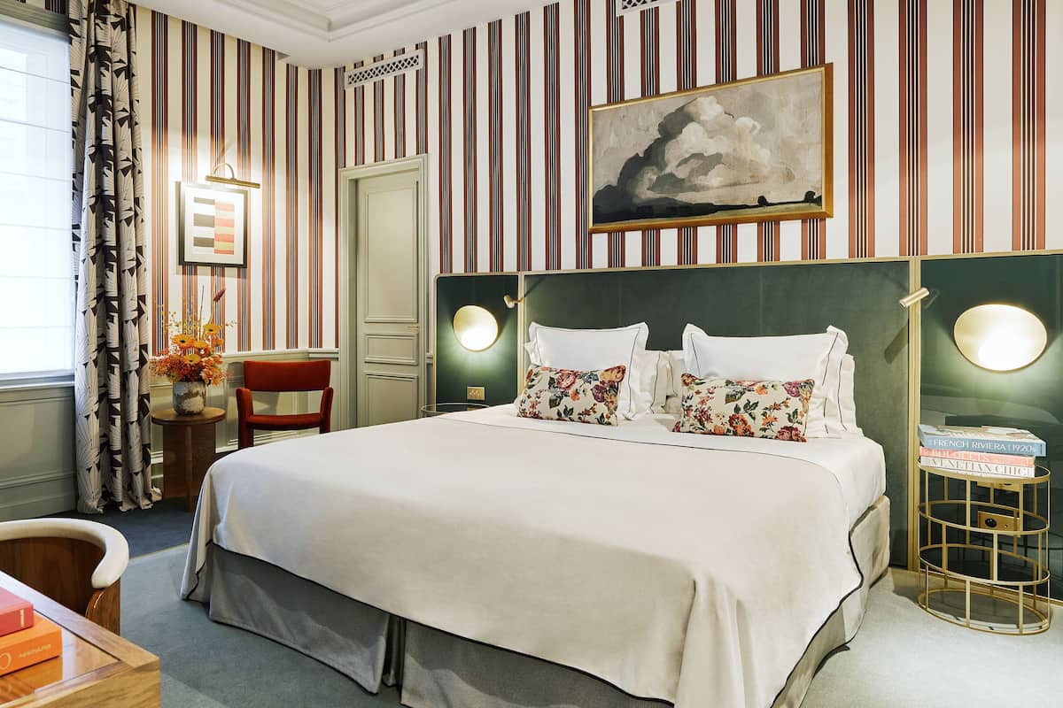 Suite Famille | Bộ trải giường bằng vải cotton Ai Cập, bộ đồ giường cao cấp, minibar 