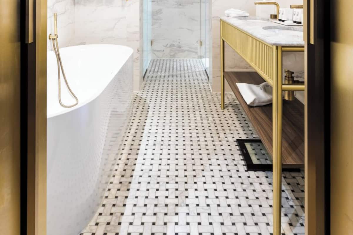 Family & Friends Deluxe and Junior Suite Connecting room | Egyptian cotton sheets, premium bedding, minibar, in-room safe