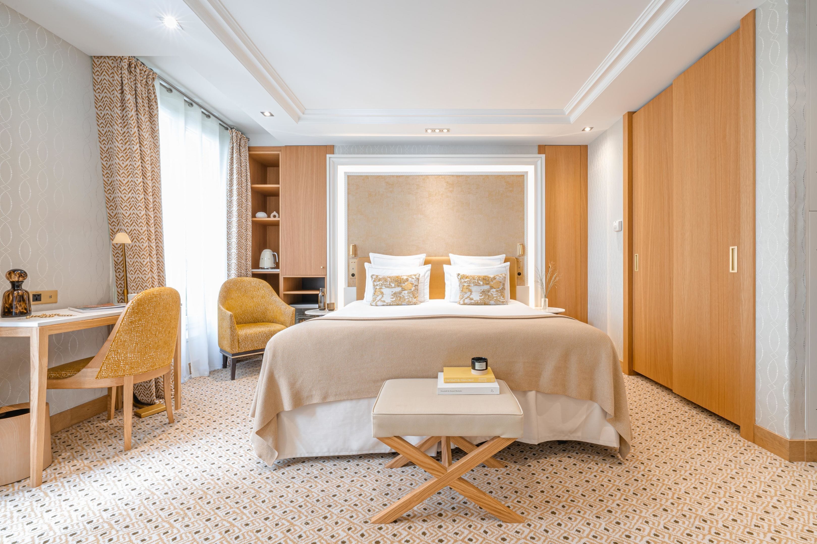 Privilège | Premium bedding, minibar, in-room safe, individually decorated