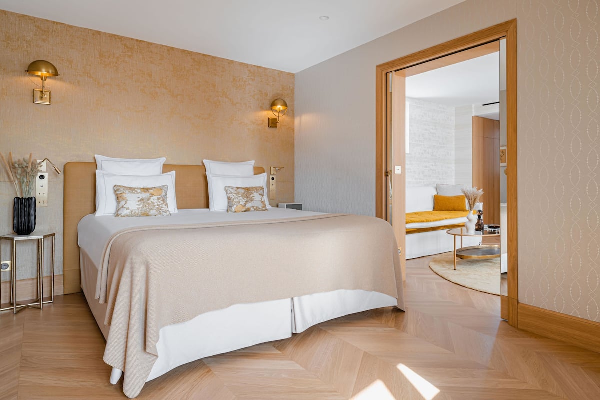 Suite | Premium bedding, minibar, in-room safe, individually decorated