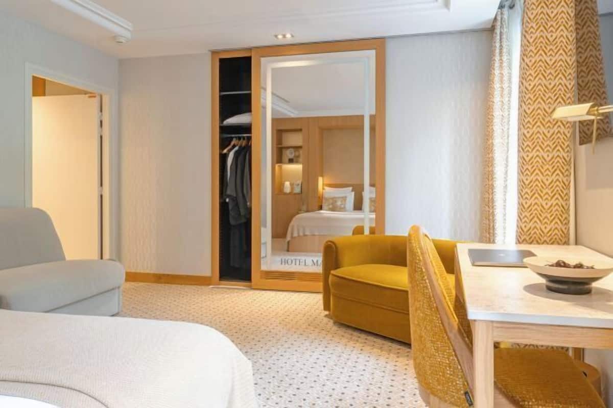 1 Schlafzimmer, hochwertige Bettwaren, Minibar, Zimmersafe