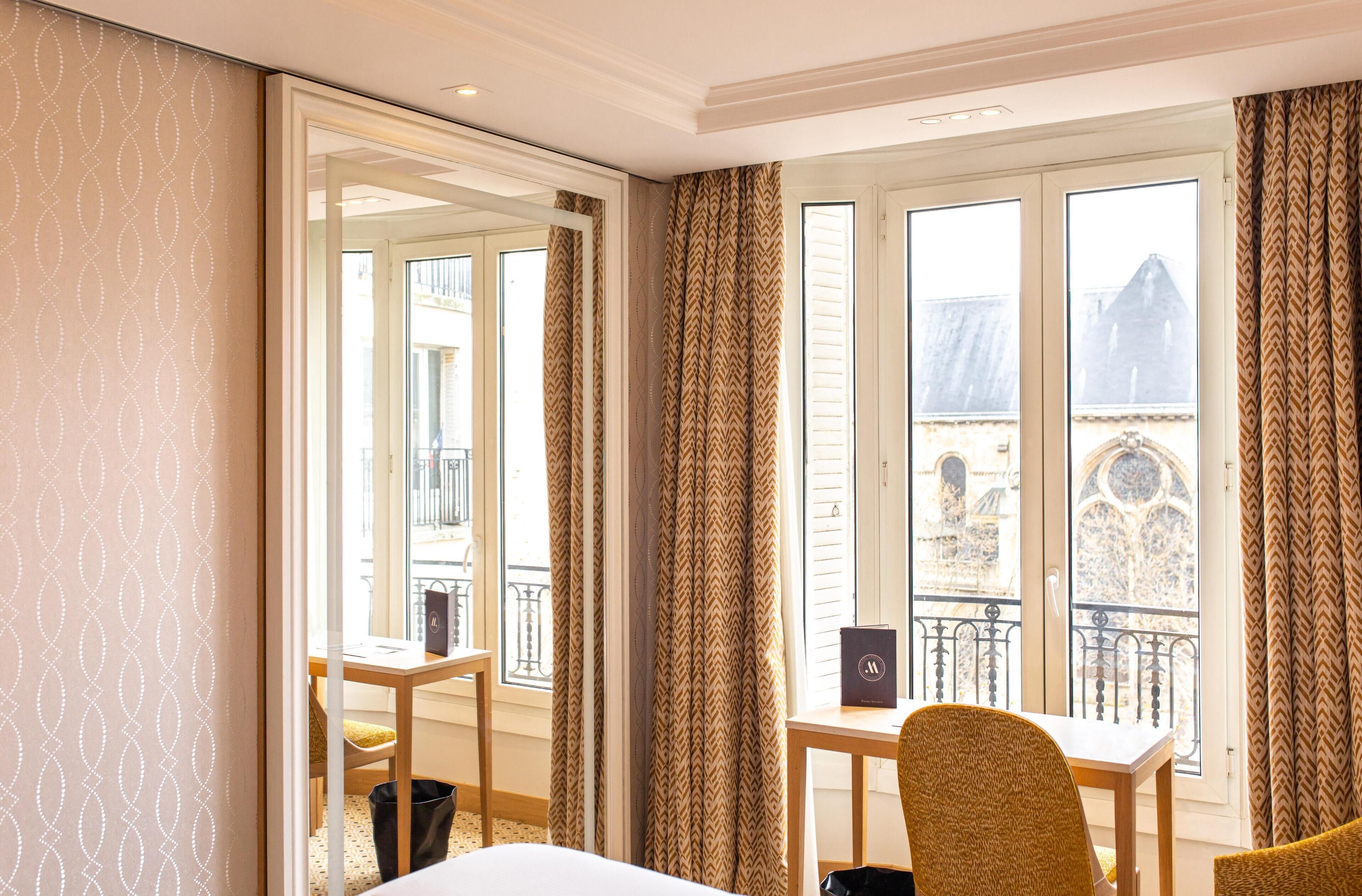 Literie de qualité supérieure, minibar, coffres-forts dans les chambres