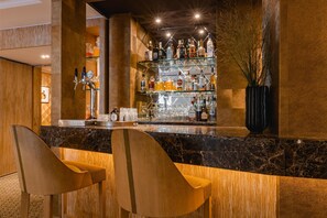 Bar (en la propiedad)