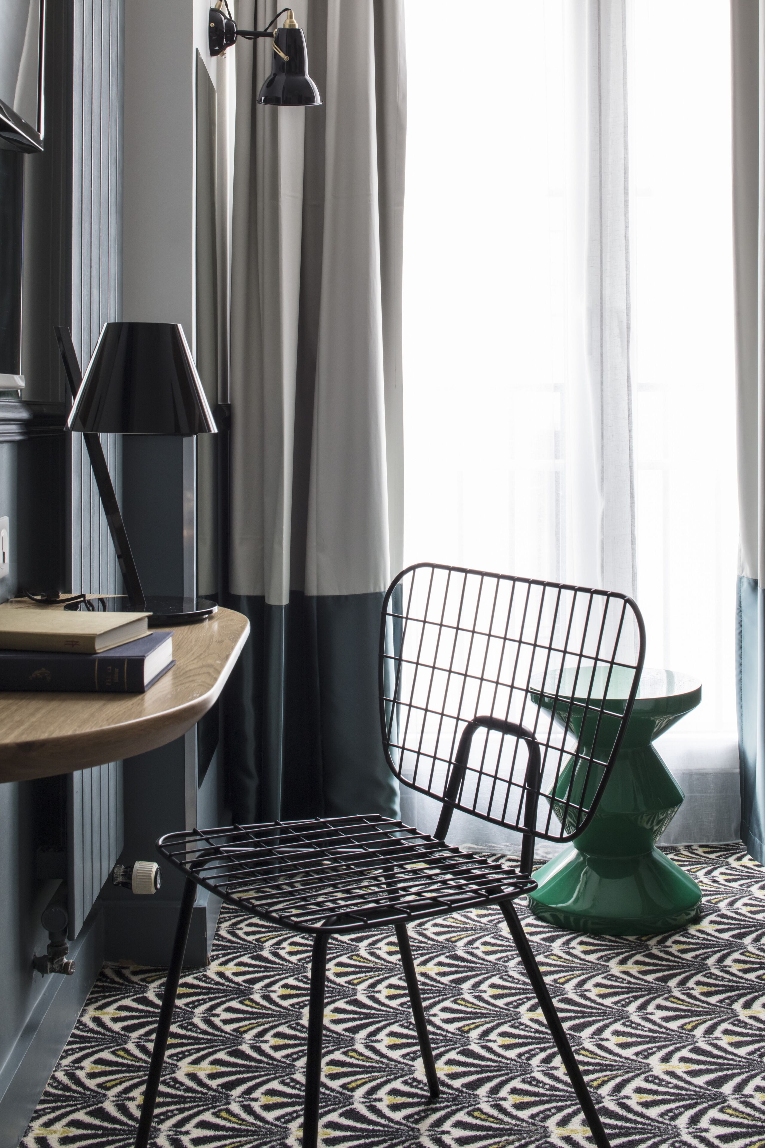 standard single room - complimentary soft minibar,courtesy tray, chromecast  and digital press | premium bedding, minibar, in-room safe, desk