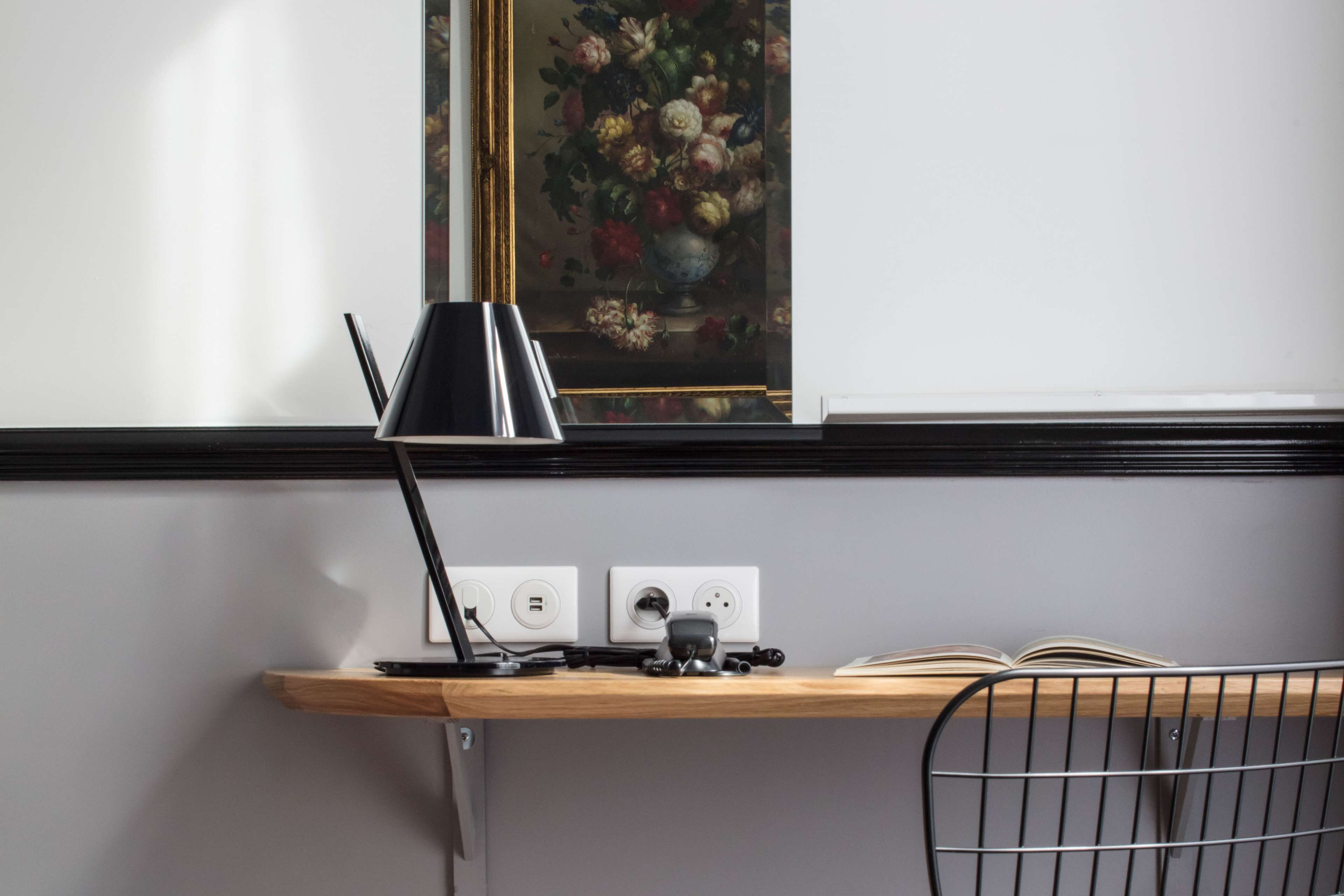 privilege room - complimentary soft minibar,courtesy tray, chromecast  and digital press | premium bedding, minibar, in-room safe, desk