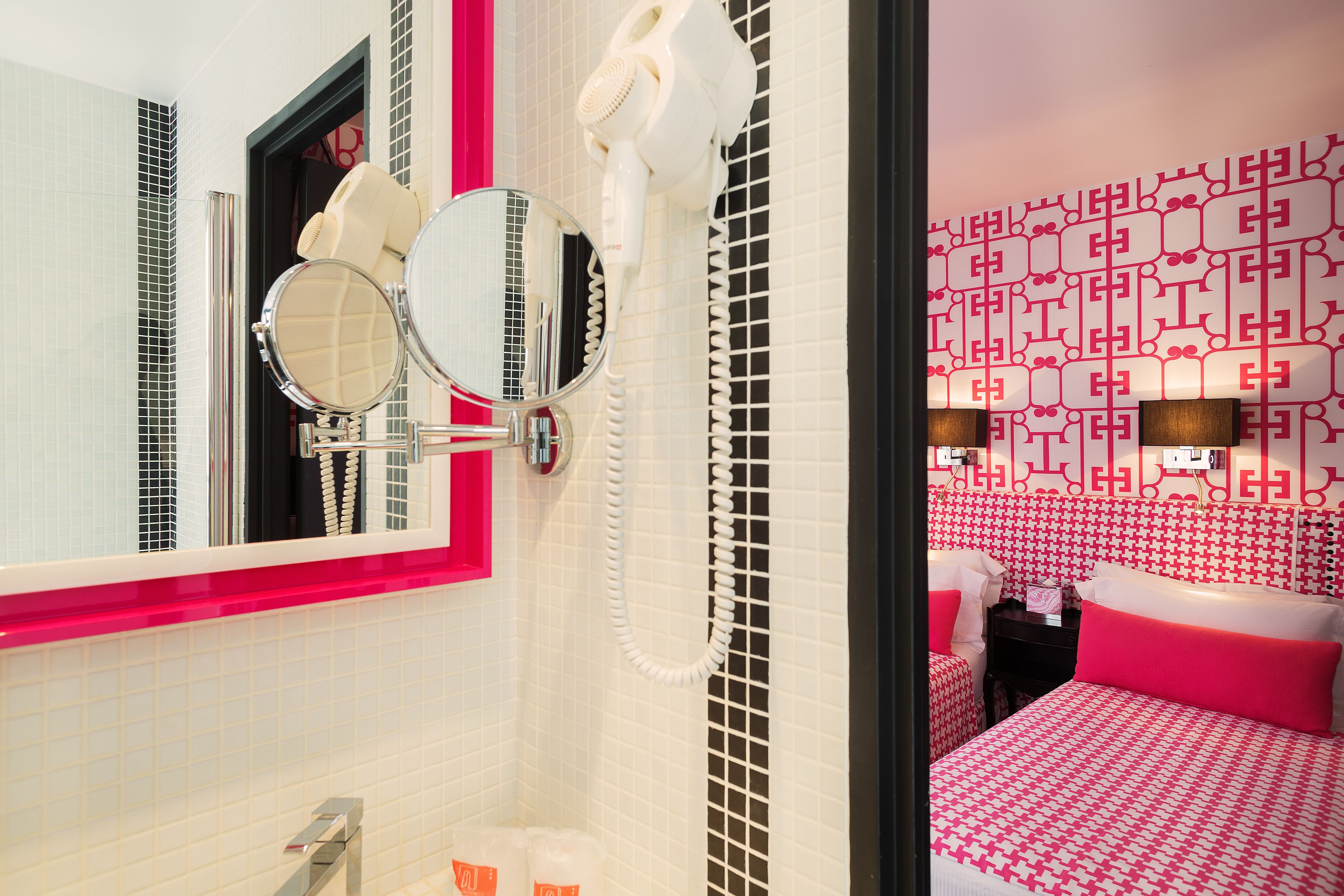 superior double or twin room | bathroom | free toiletries, hair dryer