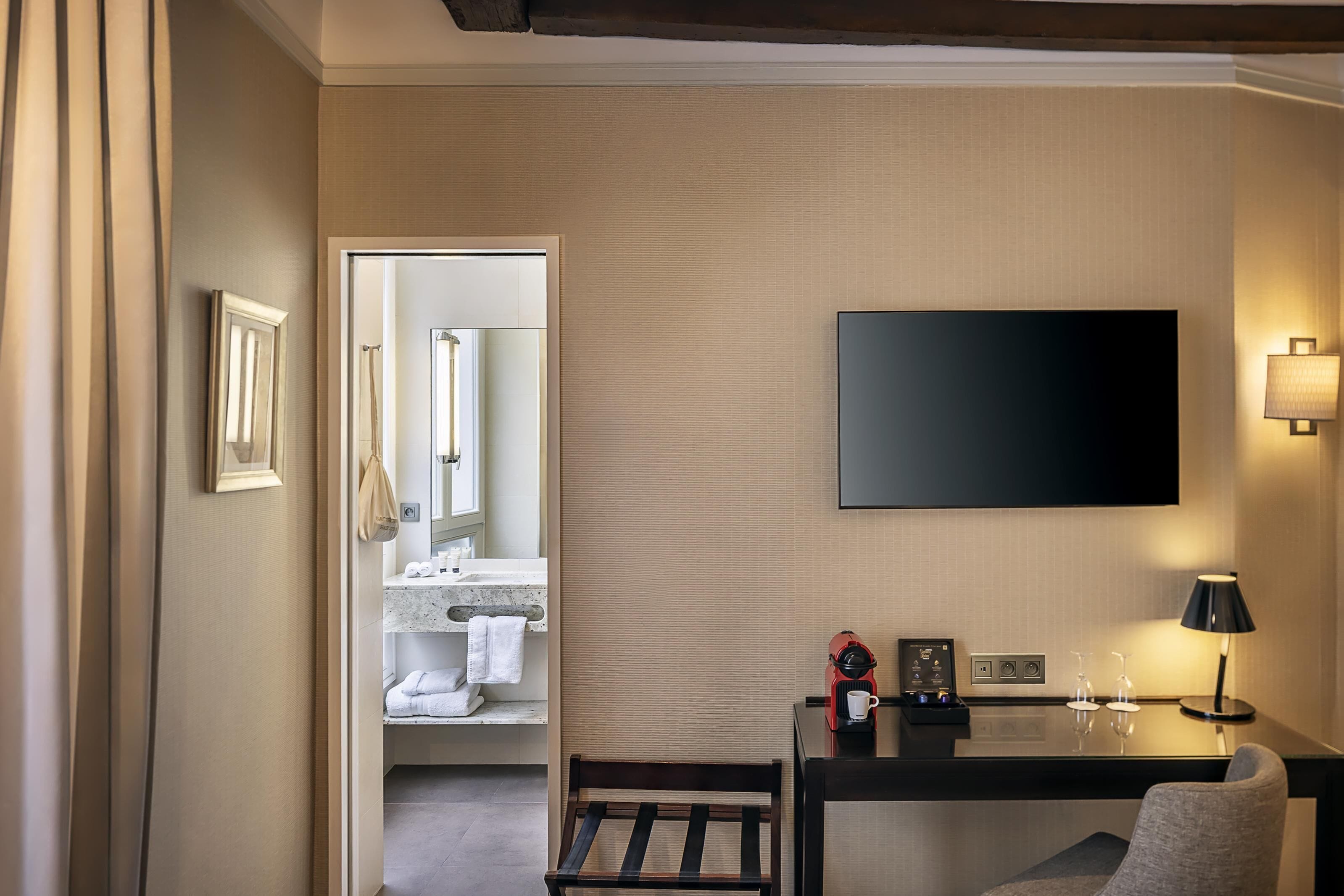 minibar, in-room safe, desk, soundproofing