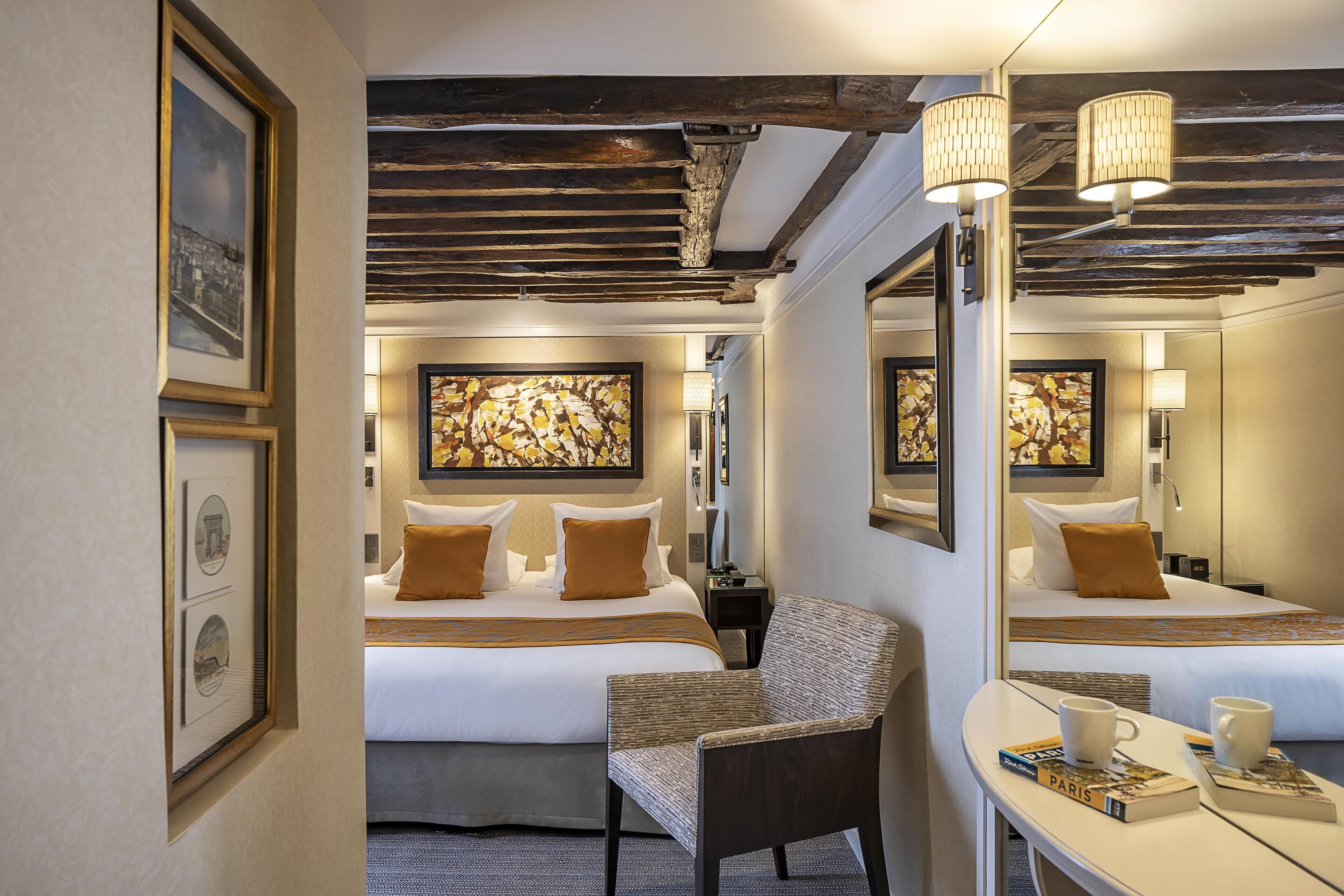 Minibar, in-room safe, desk, soundproofing