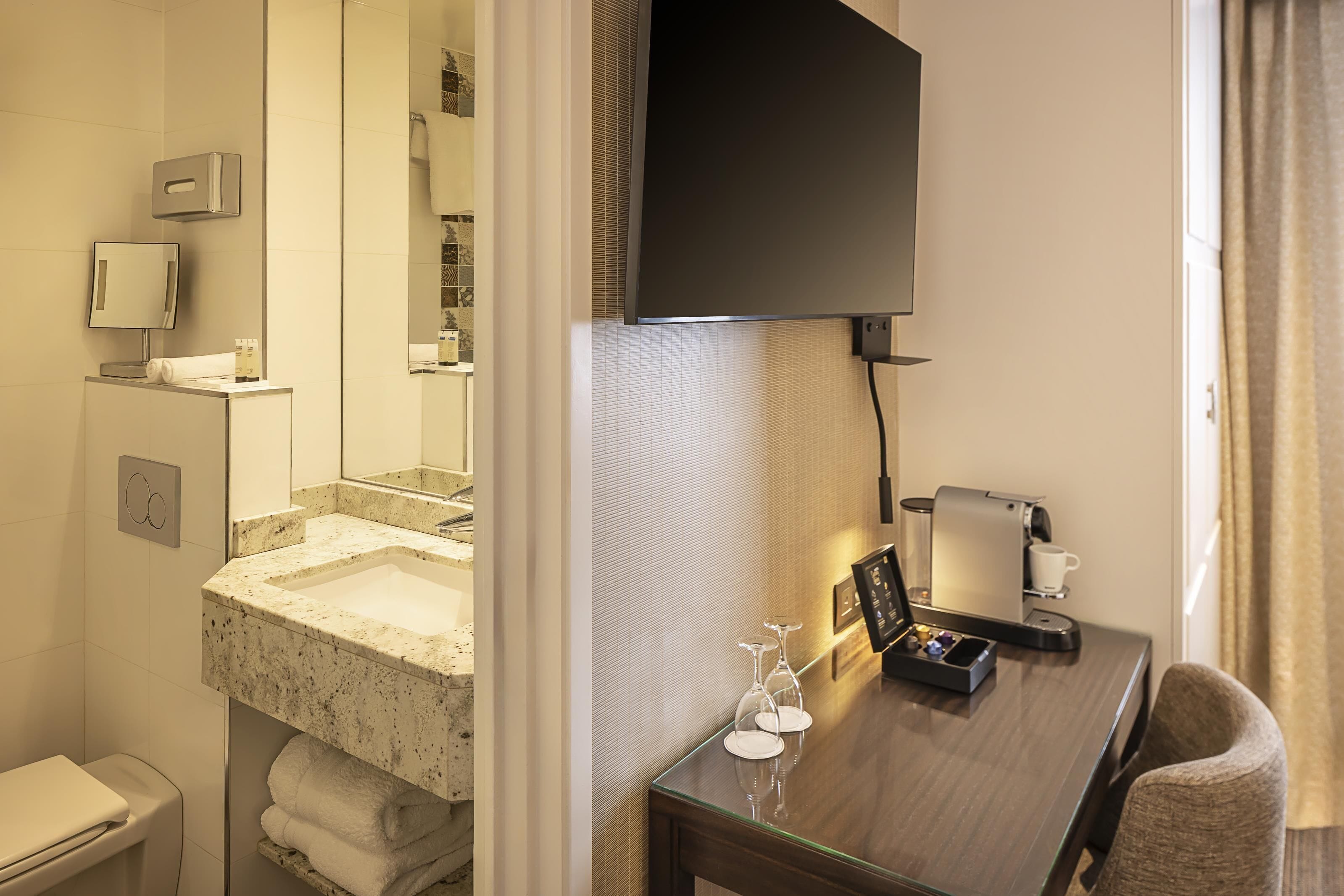 minibar, in-room safe, desk, soundproofing