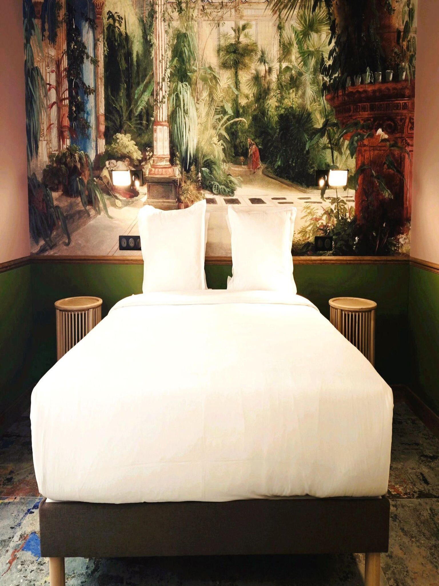 premium bedding, minibar, in-room safe, individually decorated