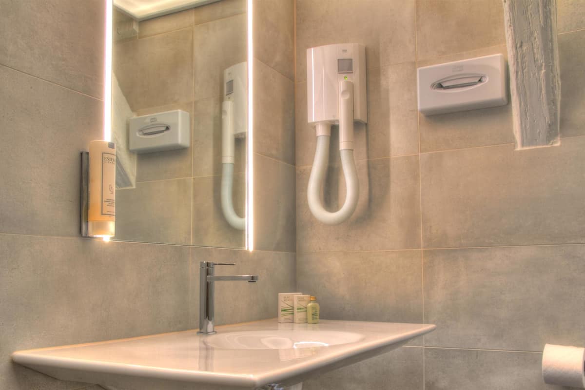 free toiletries, hair dryer, towels