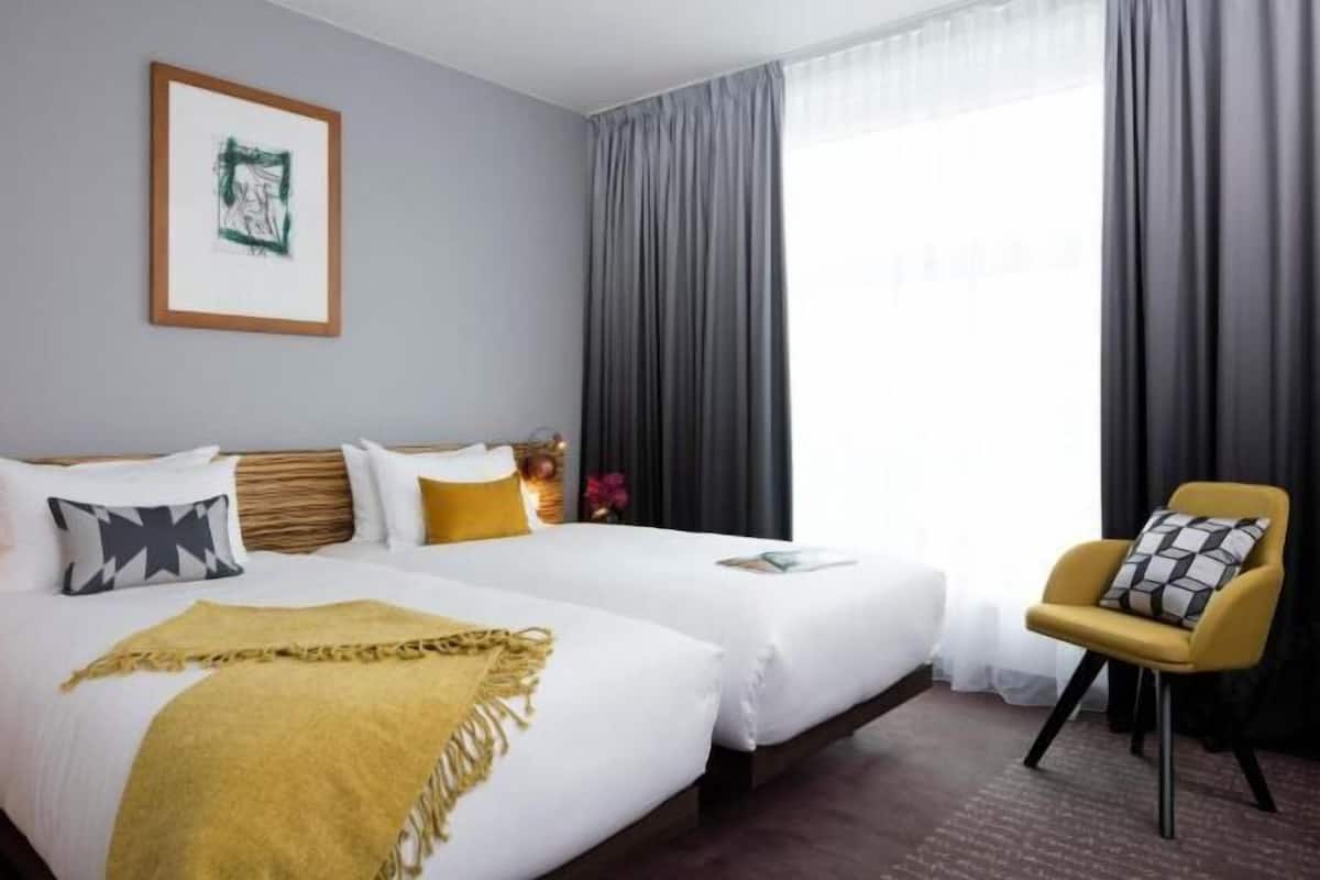 In-room safe, desk, blackout curtains, soundproofing