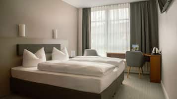 Standard Double Room (SensBase) | Hypo-allergenic bedding, desk, blackout drapes, soundproofing