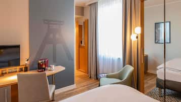 Privilege, Enkeltrom, 1 enkeltseng | Sengetøy av topp kvalitet, skrivebord og skrivebord for bærbar PC