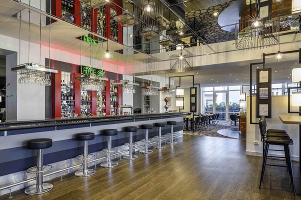Bar (in der Unterkunft)