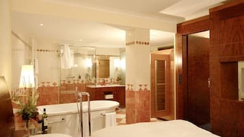 Allergikerbettwaren, Daunenbettdecken, Betten mit Memory-Foam-Matratzen