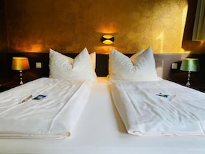 Suite Studio Affaires, 1 très grand lit et 1 canapé-lit