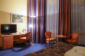 Premium bedding, pillow-top beds, in-room safe, desk