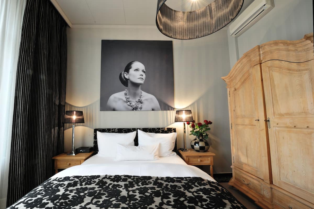 superior single room | hypo-allergenic bedding, minibar, in-room safe, soundproofing