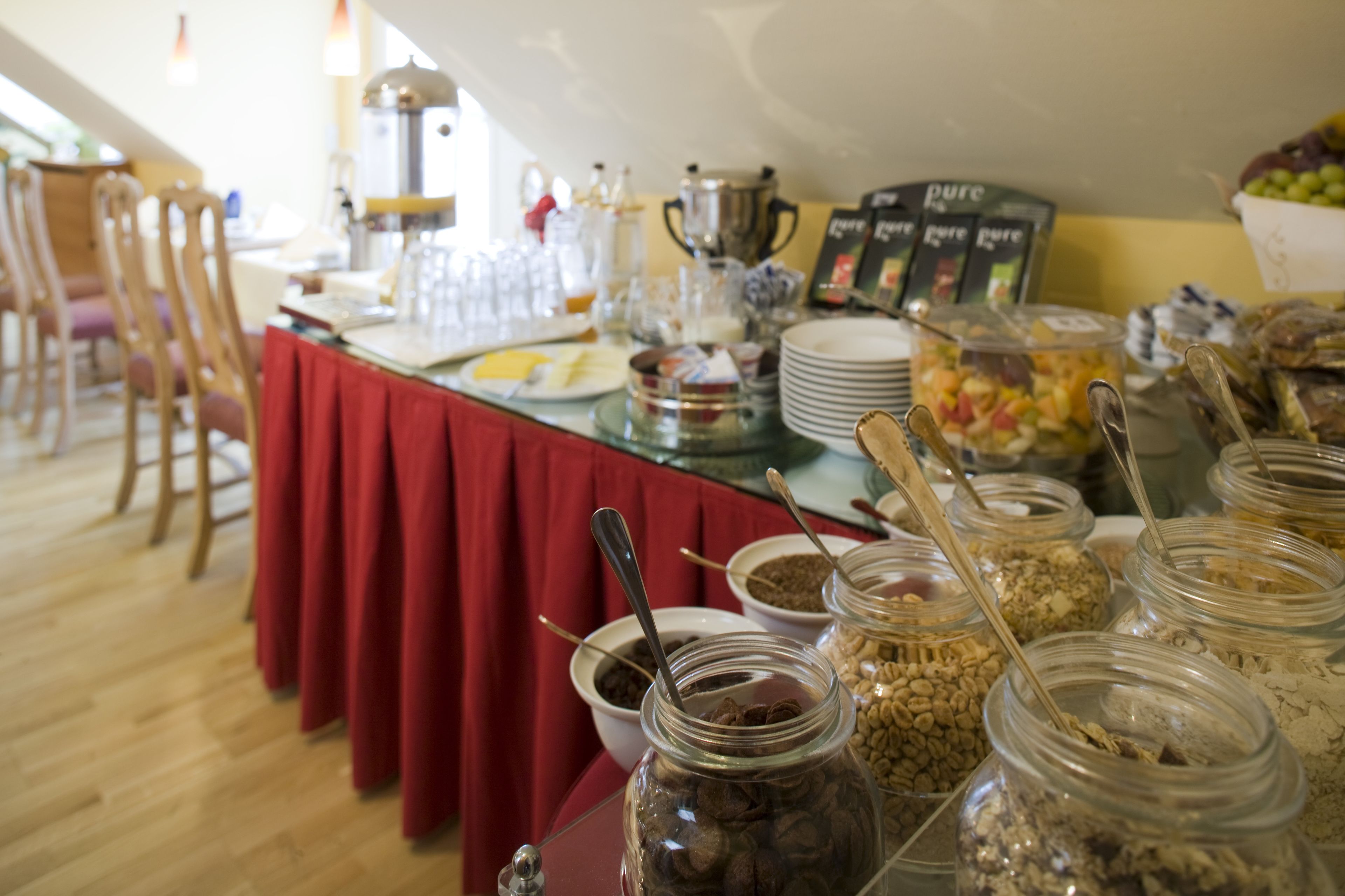 daily buffet breakfast (eur 18 per person)