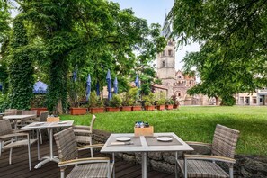 Courtyard - Vienna House by Wyndham Thüringer Hof Eisenach (Eisenach)