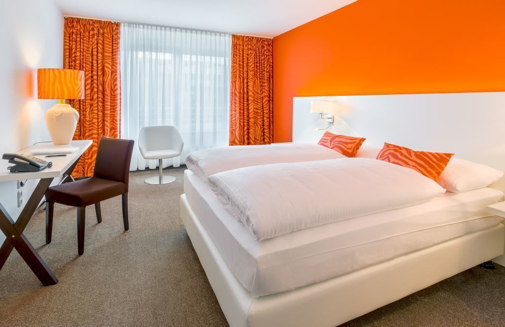1 bedroom, premium bedding, pillow-top beds, minibar