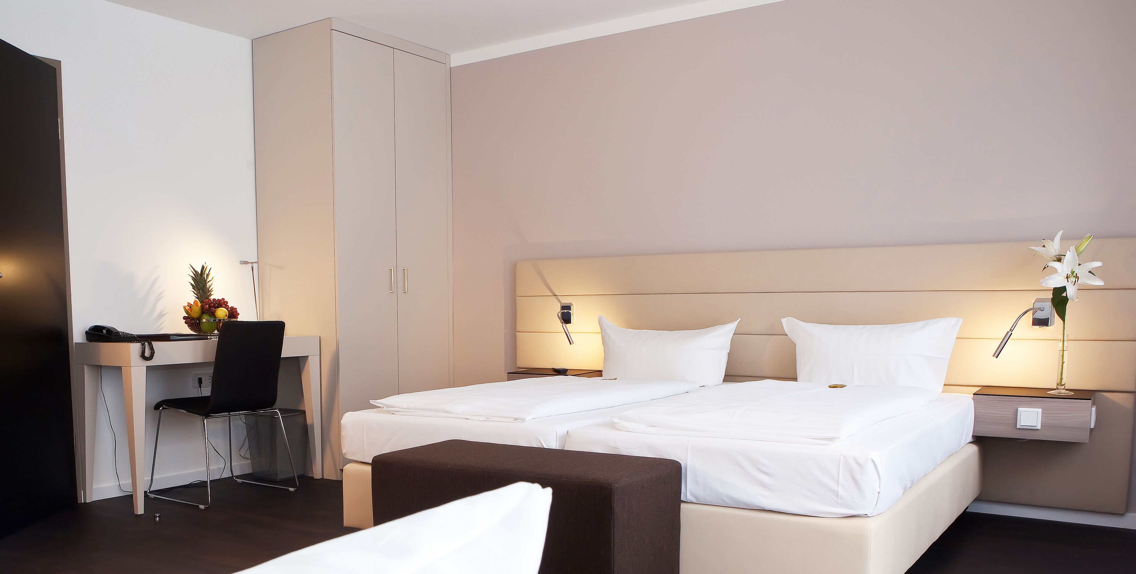 classic triple room | minibar, in-room safe, desk, soundproofing