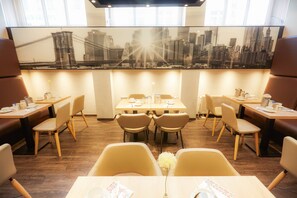 Restaurant - Manhattan Hotel (Frankfurt)