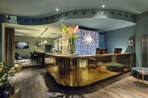 Reception - Manhattan Hotel (Frankfurt)