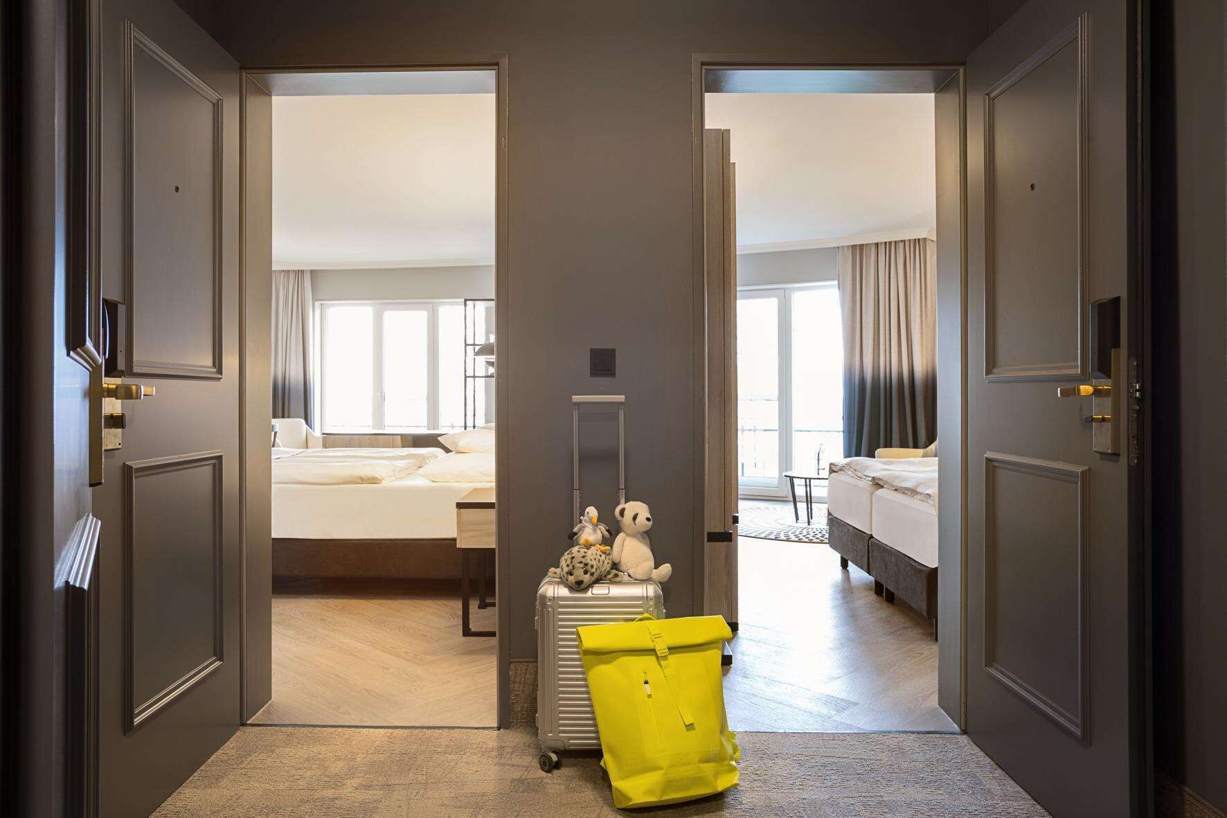 deluxe room, balcony | 1 bedroom, hypo-allergenic bedding, in-room safe, desk