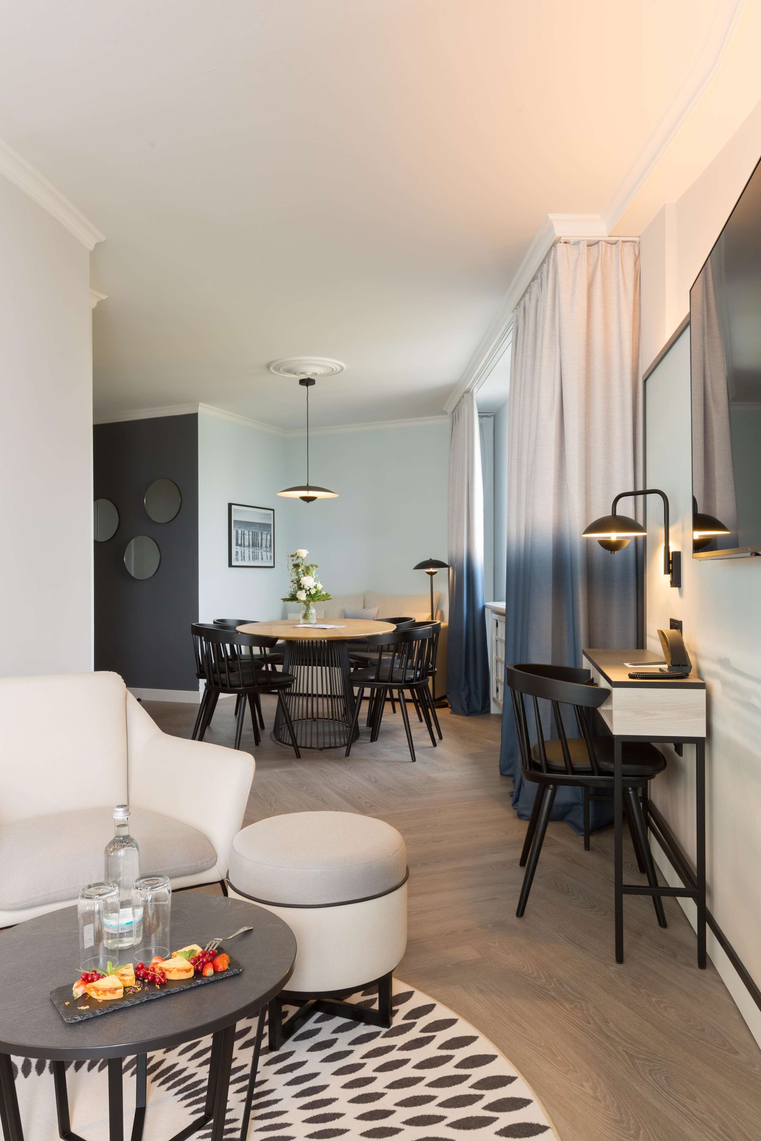 1 bedroom, hypo-allergenic bedding, in-room safe, desk