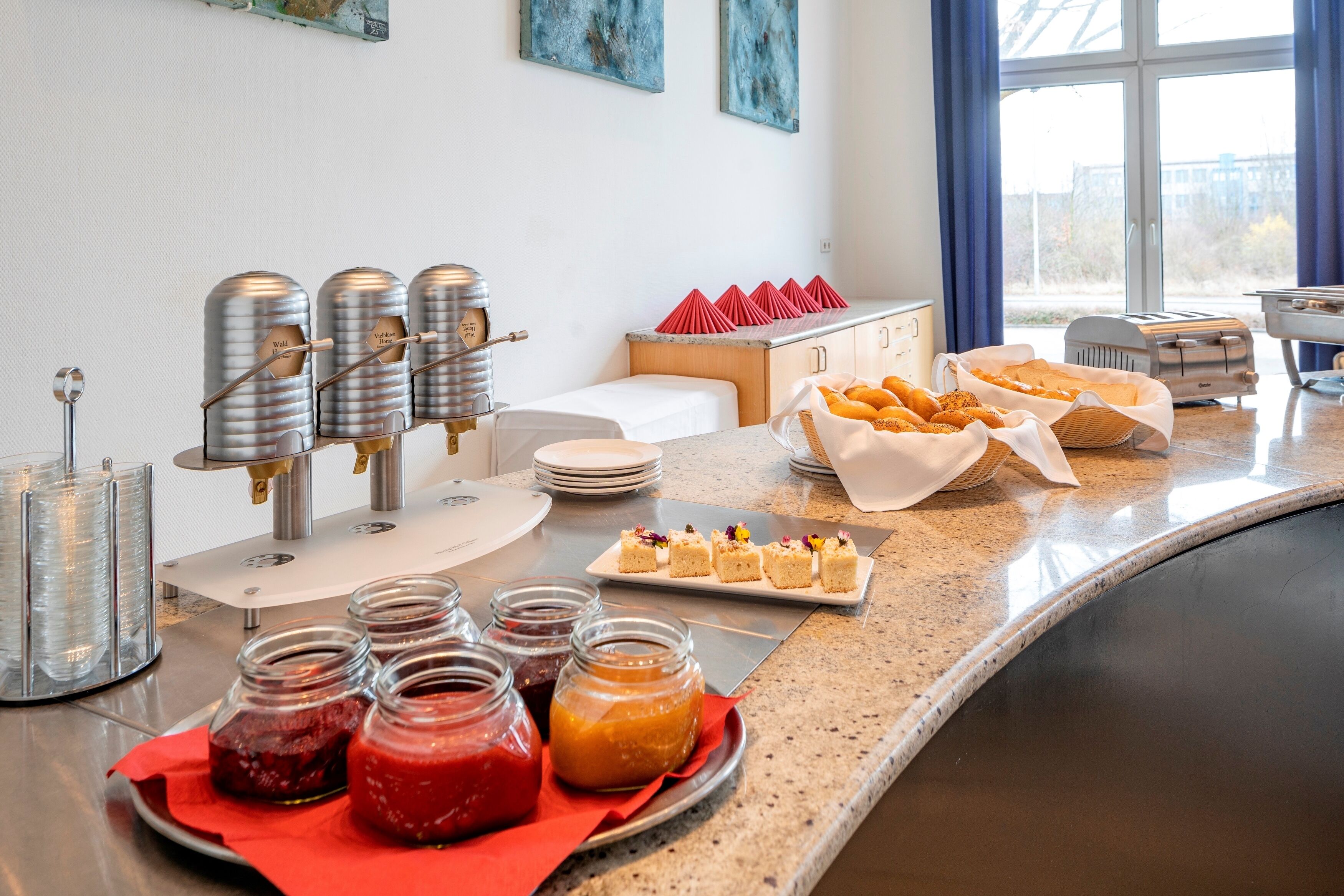 daily buffet breakfast (eur 9.50 per person)