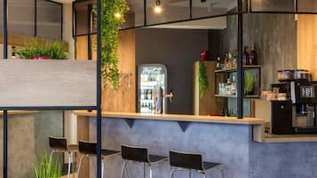 Bar (in der Unterkunft)
