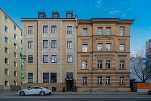 Overnatningsstedets facade