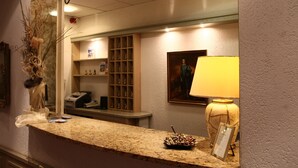 Reception - Hotel Ambiente (Munich)