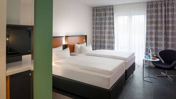 1 Schlafzimmer, Allergikerbettwaren, Zimmersafe, Schreibtisch