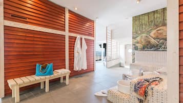 Sauna, baño de vapor, aromaterapia y masajes con piedras calientes