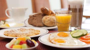 Desayuno buffet todos los días (con cargo)