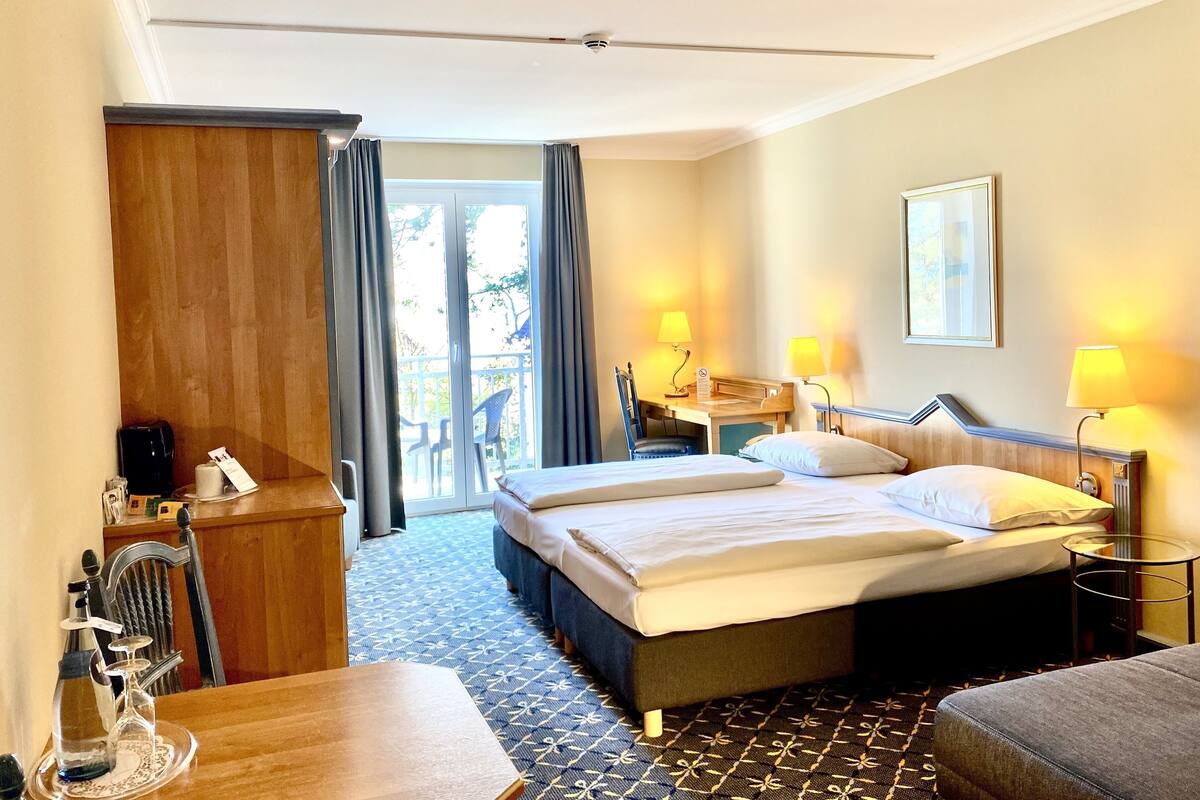 1 bedroom, in-room safe, desk, free wifi