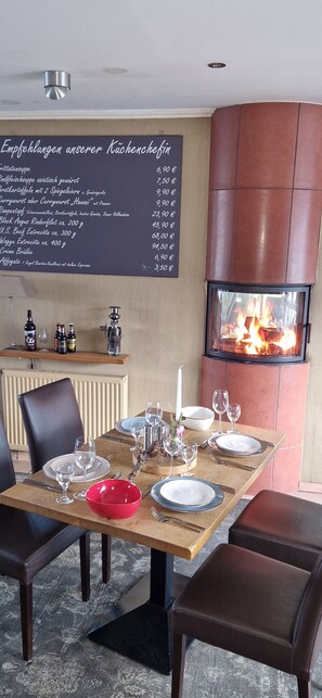 Breakfast and dinner served - Wildeshauser Hof (Wildeshausen)