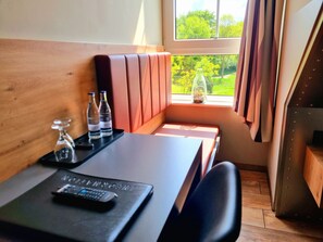 舒适双人房 | 防过敏的被褥、遮光窗帘、熨斗/熨板、免费 WiFi