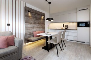 Minibar, in-room safe, blackout drapes, soundproofing