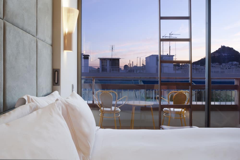 New Hotel