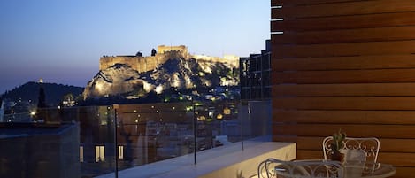 Frokost, lunsj og middag serveres, middelhavsretter