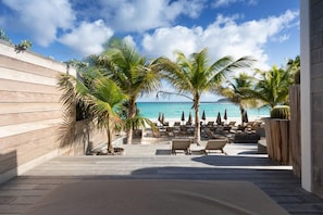 Room, Beachfront | Beach/ocean view