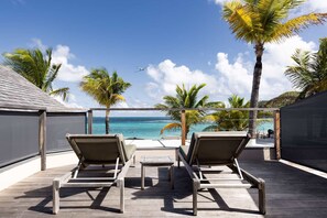 Deluxe Room, Sea View | Terrace/patio