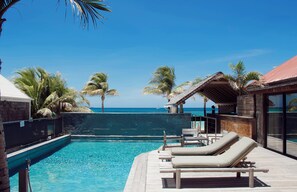 Outdoor pool, sun loungers