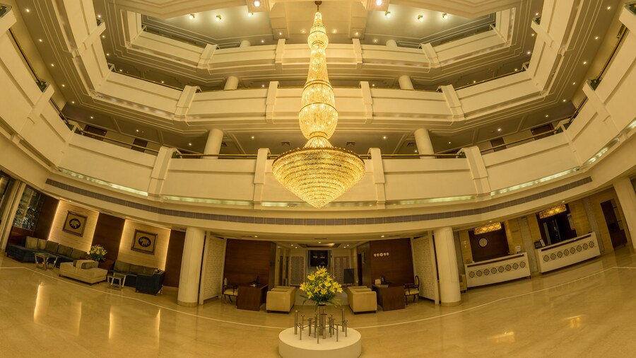 Howard Plaza - The Fern Agra